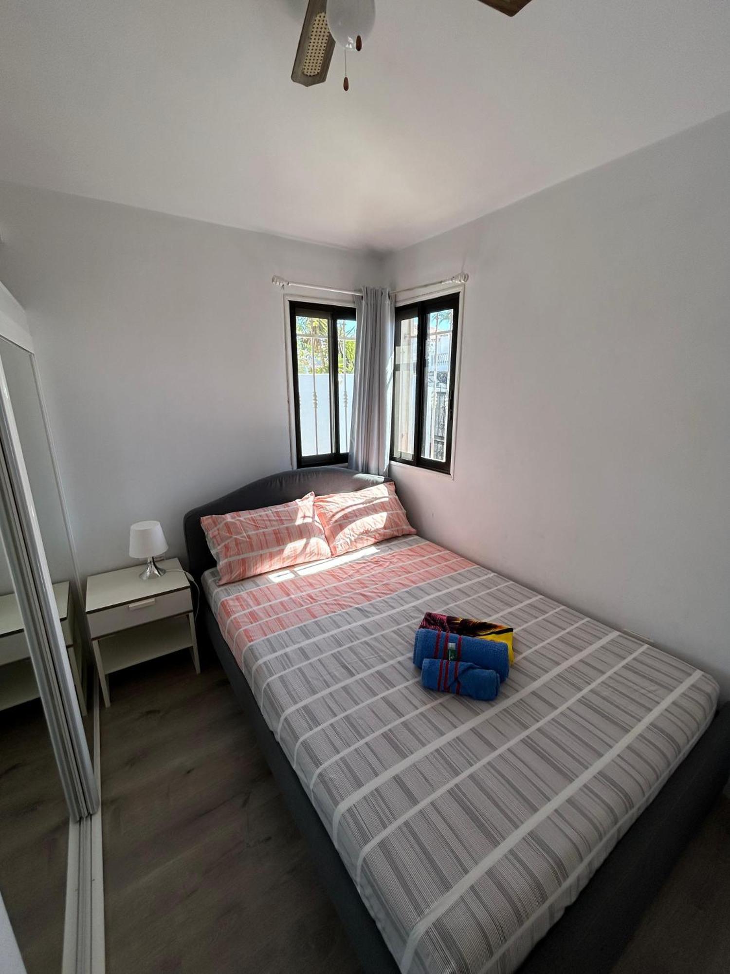 Sole# Luxury Amarilla Golf