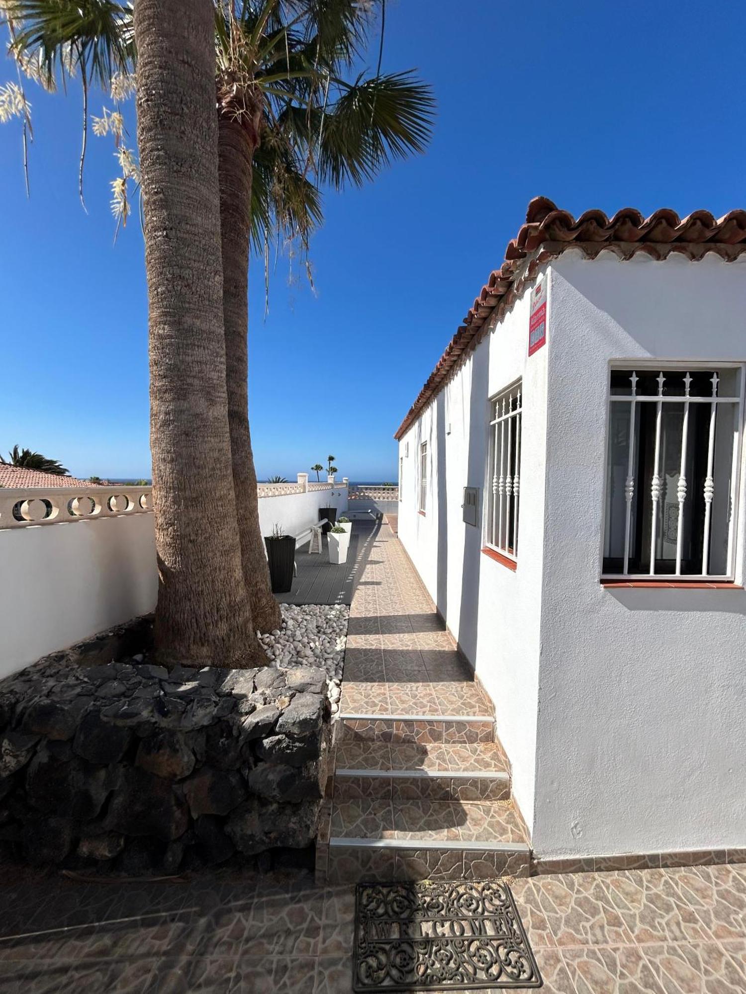 Sole# Luxury Amarilla Golf Villa